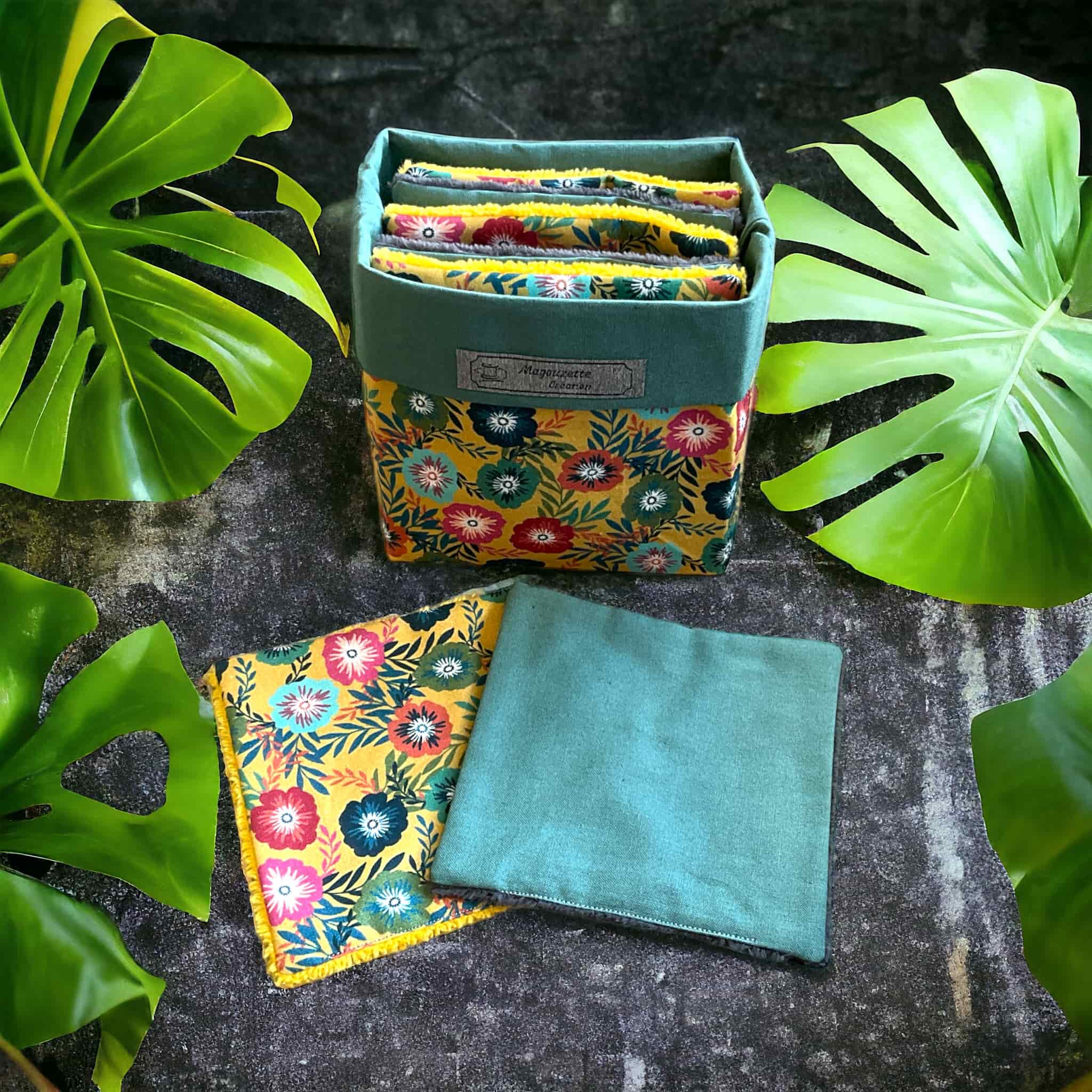 La panière et 7 lingettes