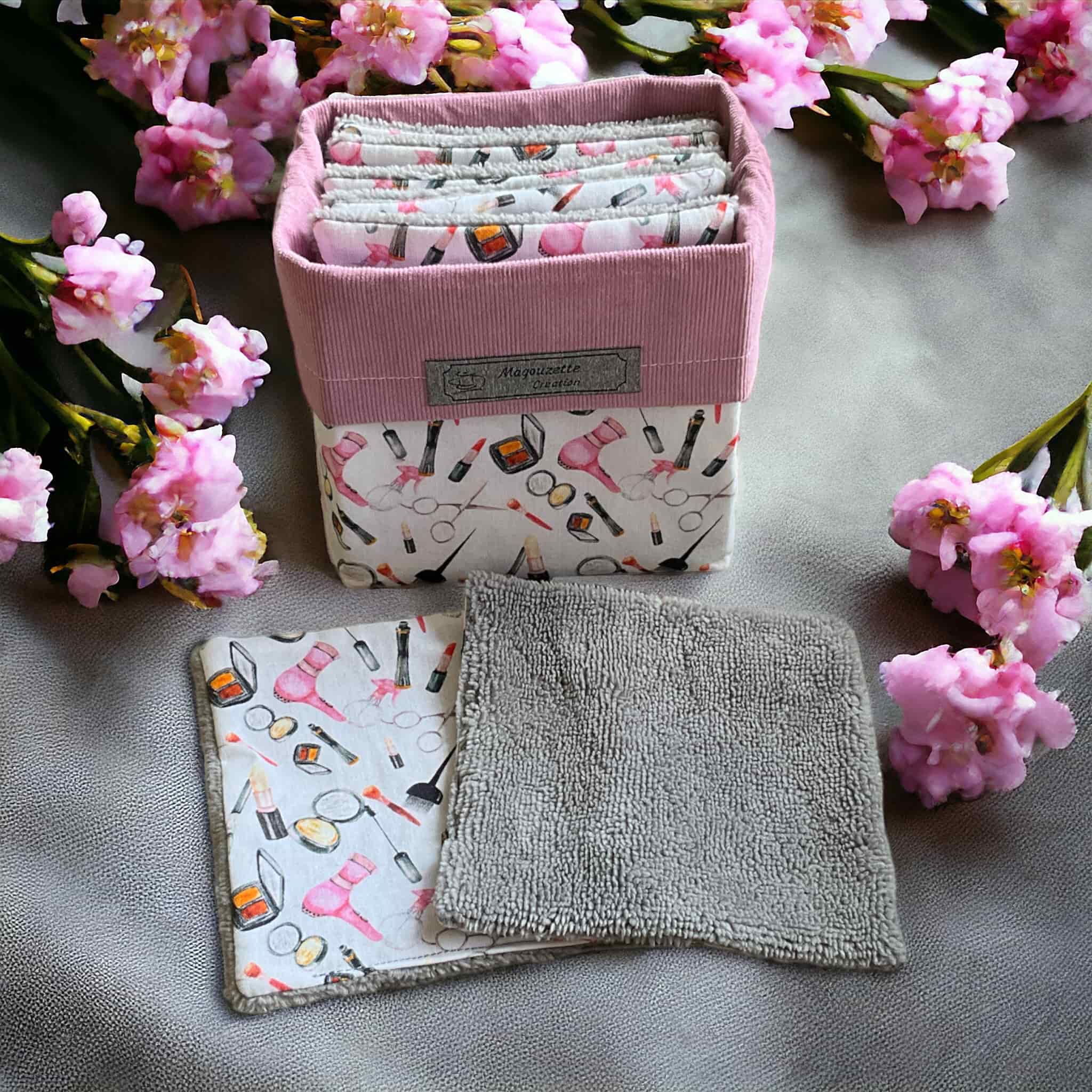 La panière et 7 lingettes