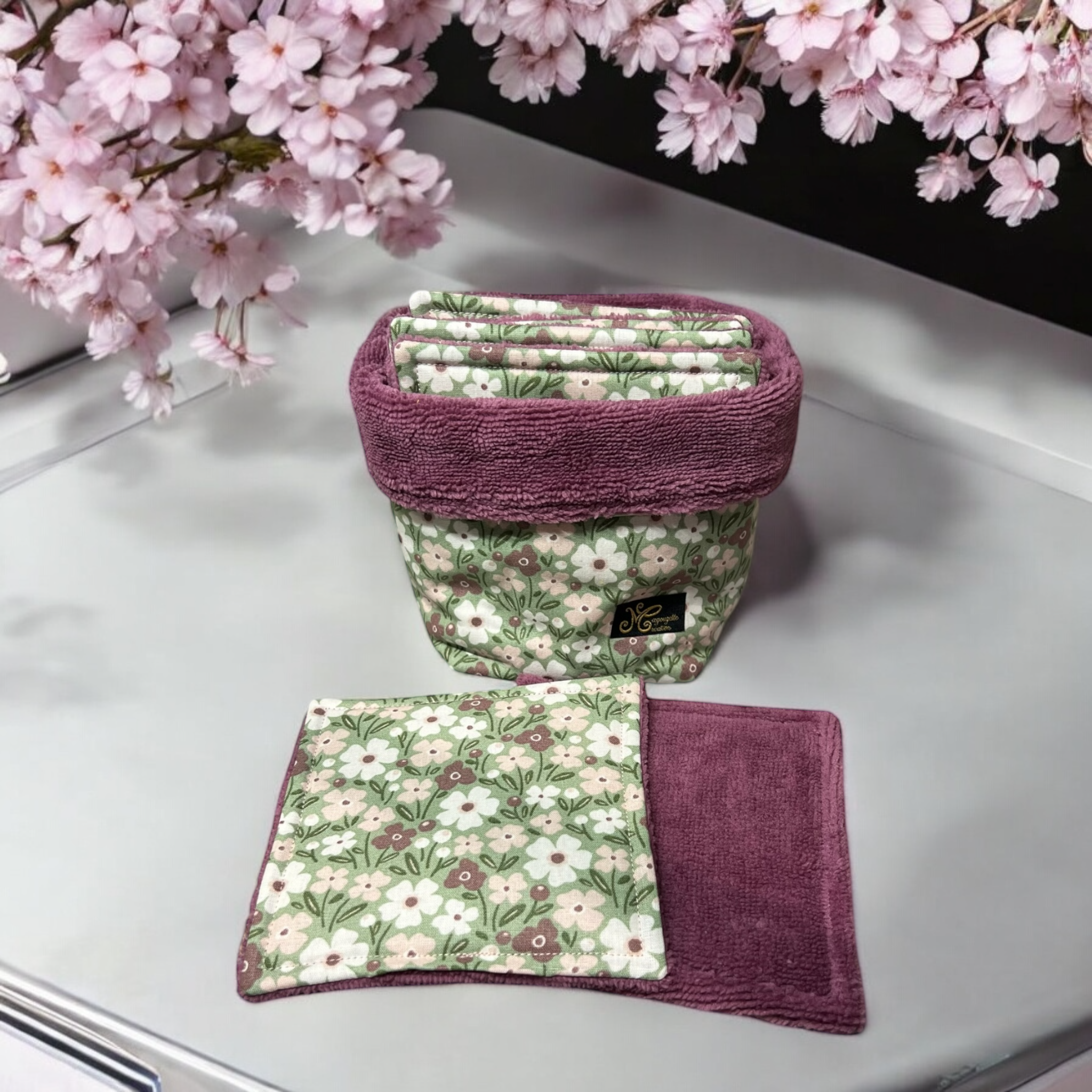 La panière et 7 lingettes